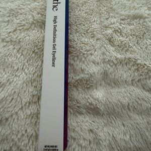 High Definition Gel Eyeliner - Black